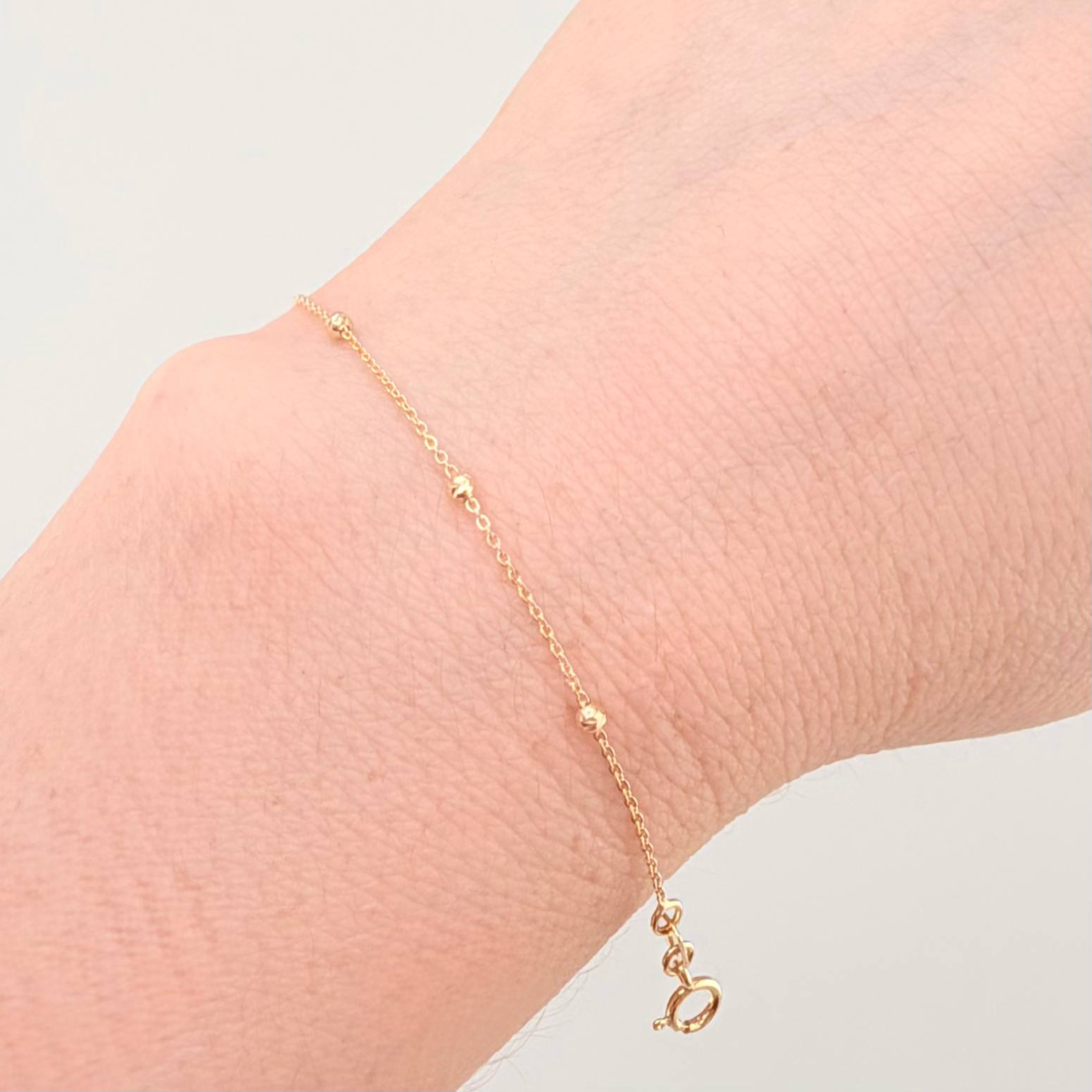 Pulso Aro Seguido Especial 0.95gr / 19.5cm / 2mm Oro Amarillo +4 18K ©