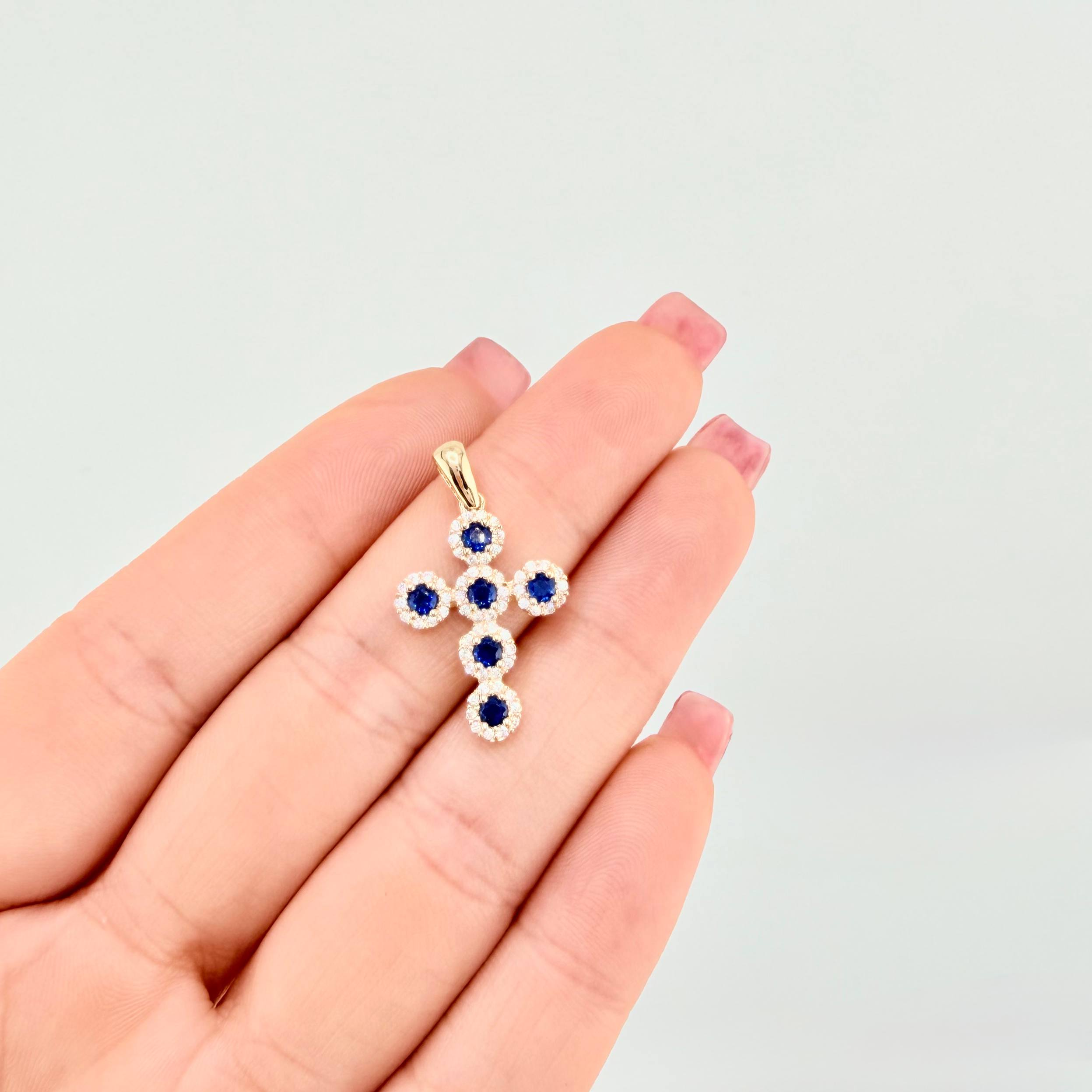 Dije Cruz Tupida 2.15gr / 2.7cm / Oro Amarillo 18K ©