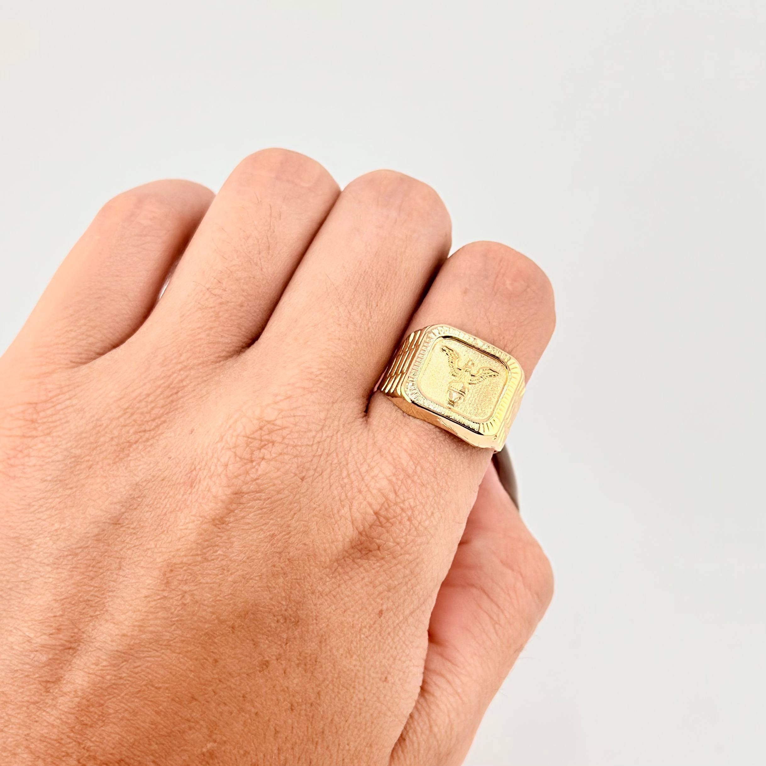 Anillo Sello Águila Bordeada 3.35g / T10 1/4 Oro Amarillo 18K