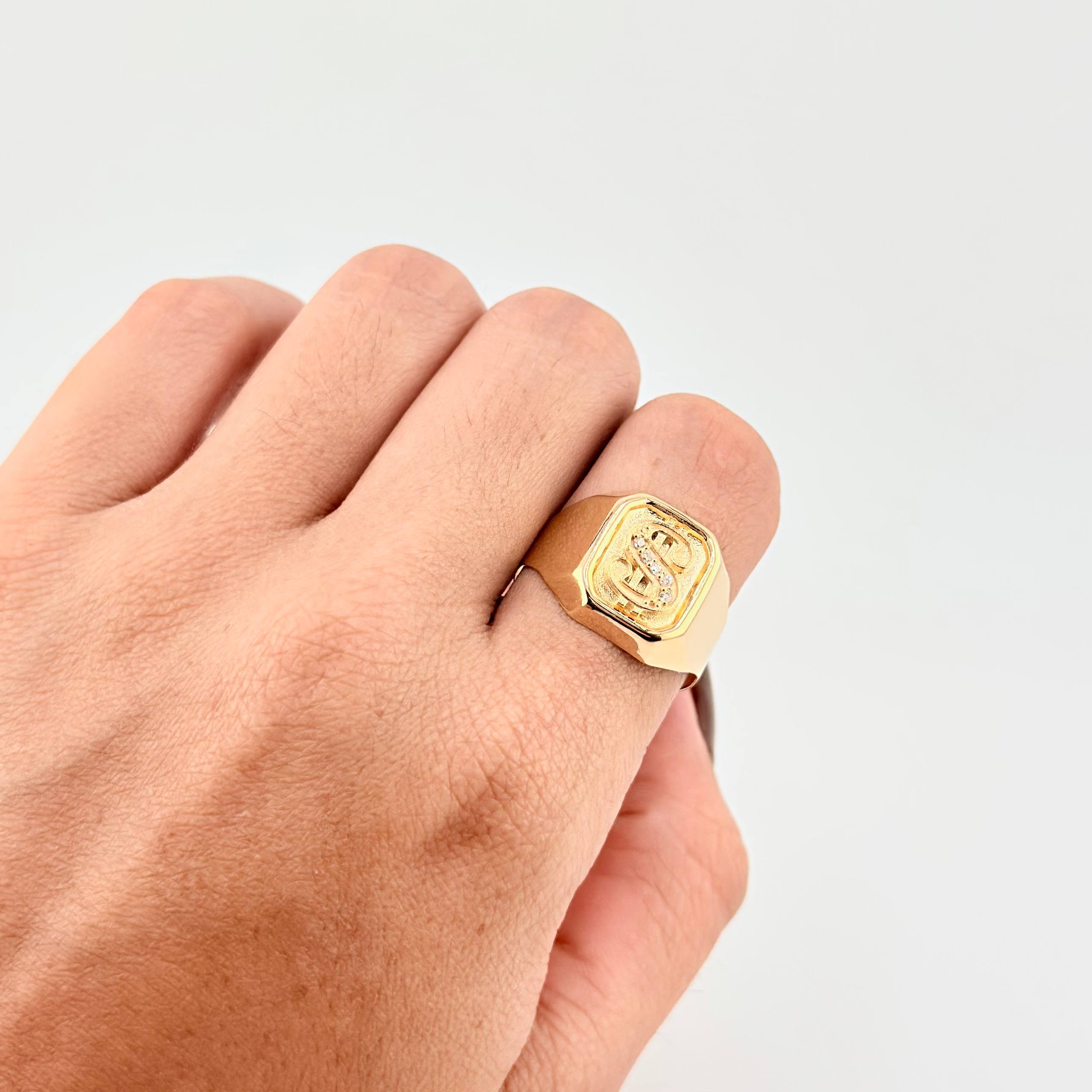 Anillo Sello Signo Pesos 3.95g / T10 3/4 Oro Amarillo 18K