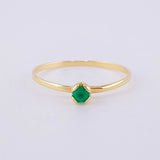 Anillo Solitario Abrazado Esmeralda 8pts 0.8g / T6 Oro Amarillo 18K