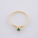 Anillo Solitario Abrazado Esmeralda 8pts 0.8g / T6 Oro Amarillo 18K