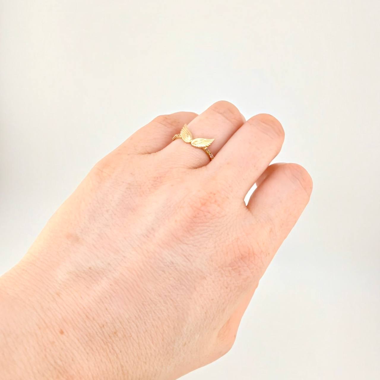 Anillo Alas de Angel 1.4g / T6 Oro Amarillo 18K