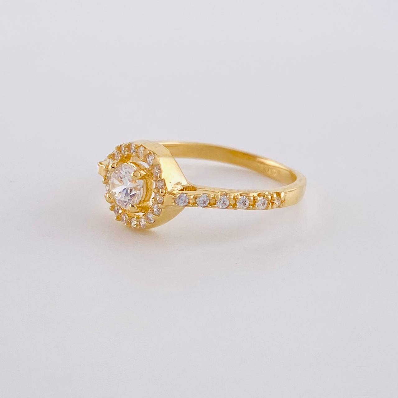 Anillo Halo Redondo 2.3g / T5 1/4 Oro Amarillo 18K