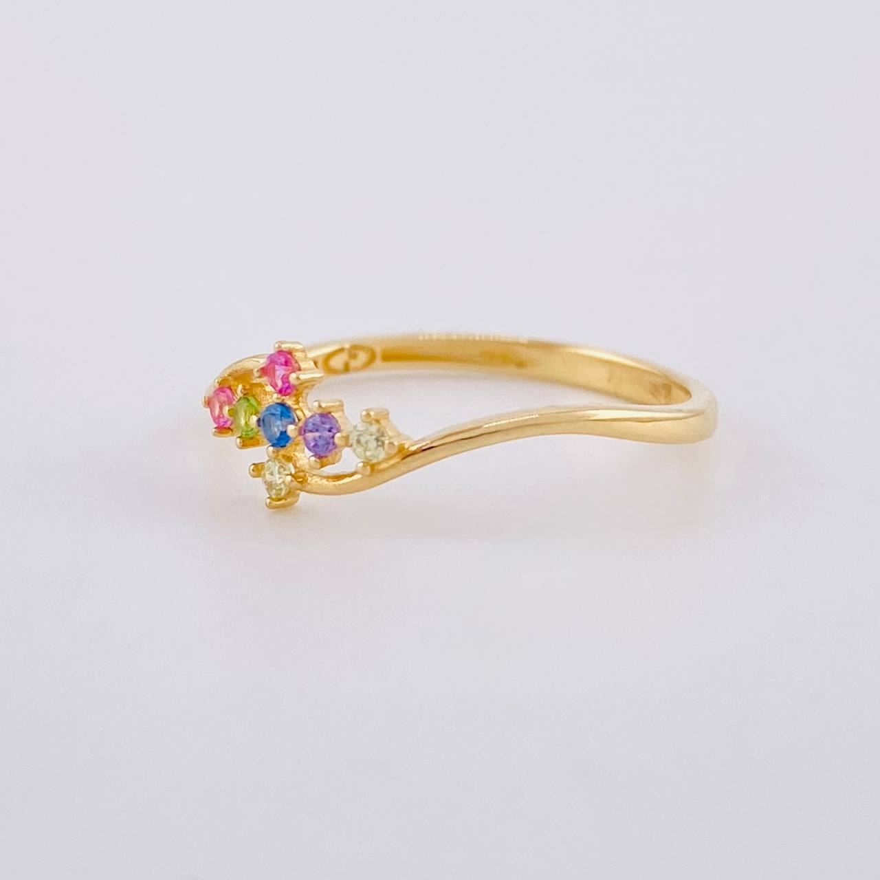 Anillo Lineas Curva Cruz 1.15g / T6 1/4 Oro Amarillo 18K