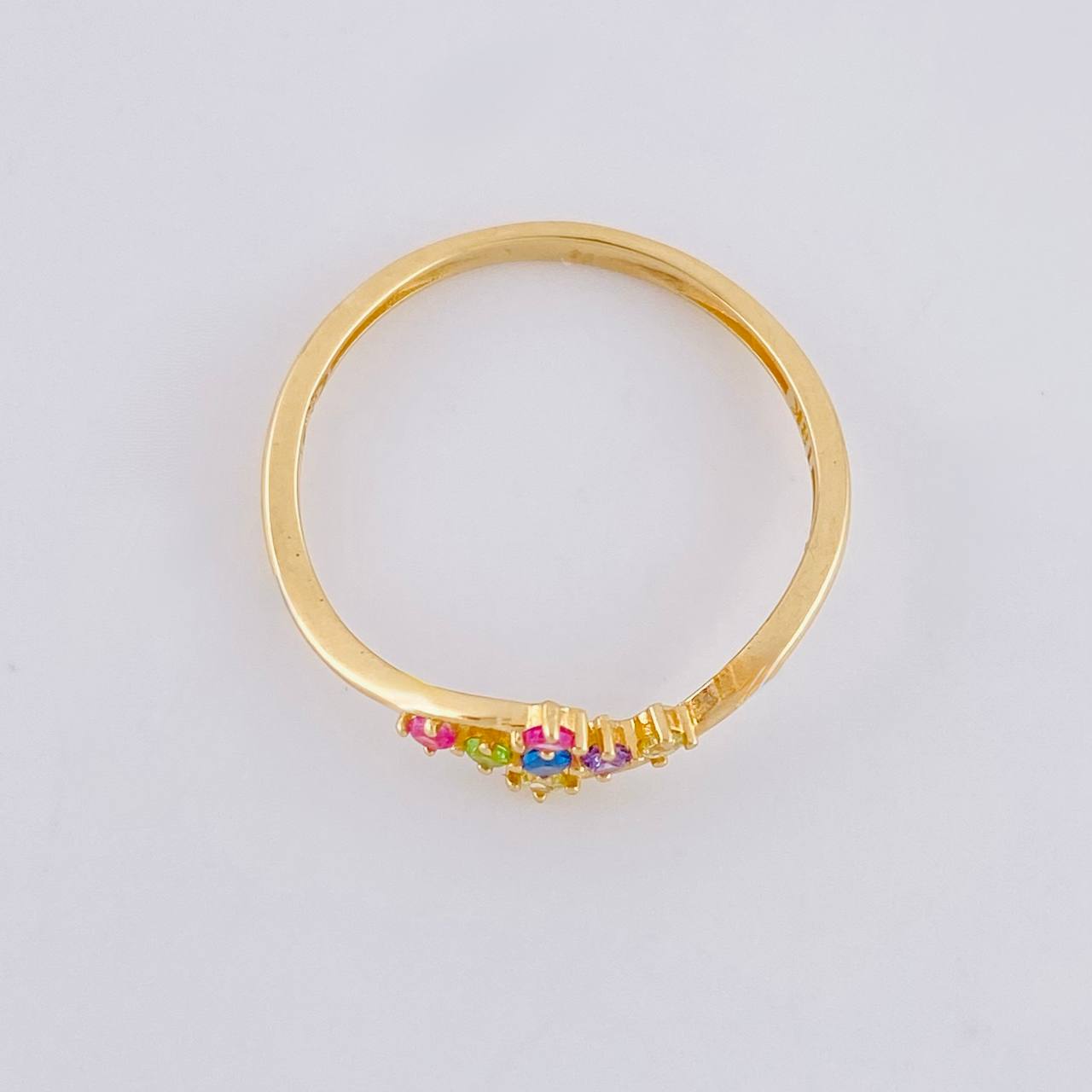 Anillo Lineas Curva Cruz 1.15g / T6 1/4 Oro Amarillo 18K