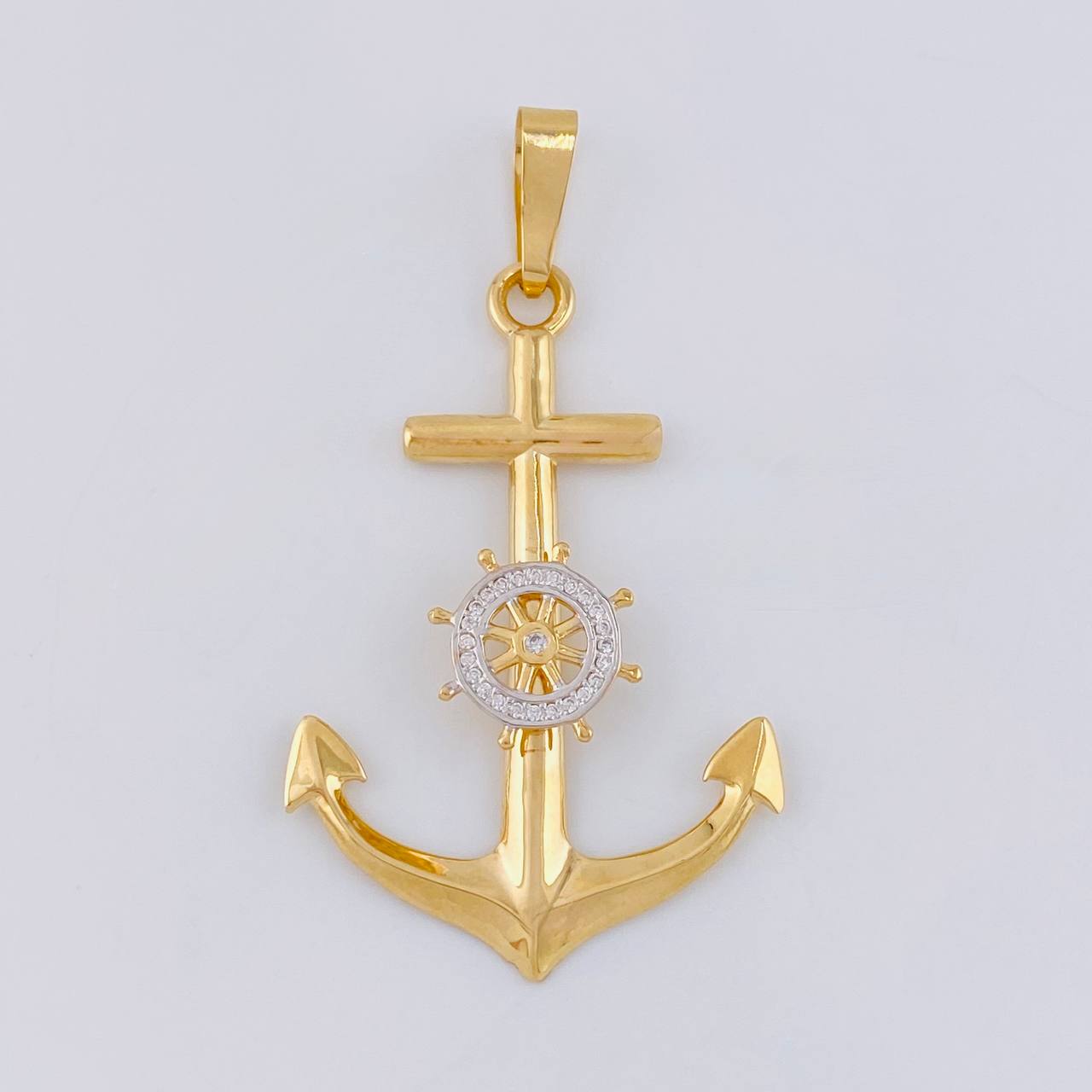 Dije Ancla Timón Móvil 4.4g / 5.8cm Dos Oros Amarillo Blanco 18K