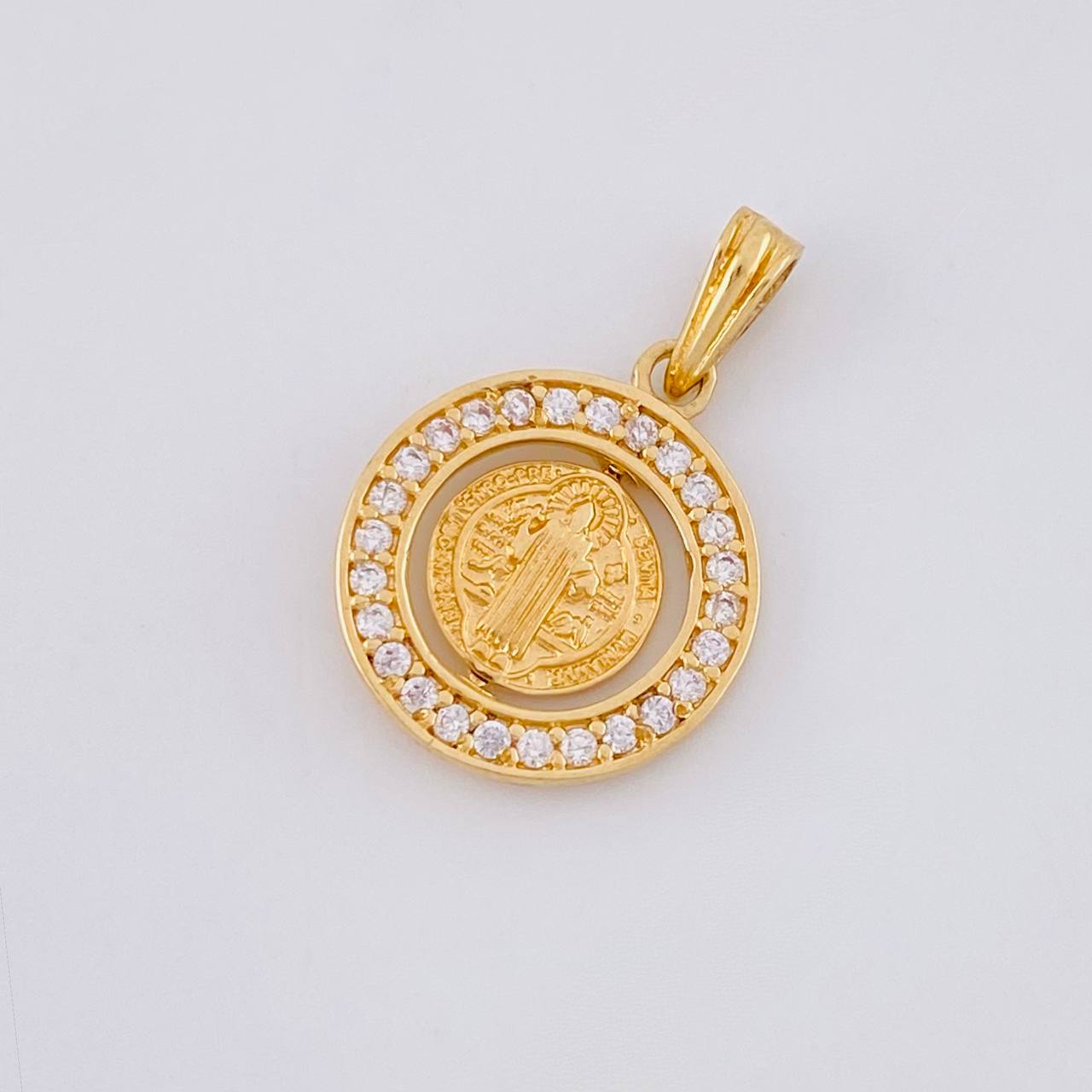 Dije San Benito Movil 2g / 2.2cm Oro Amarillo 18K