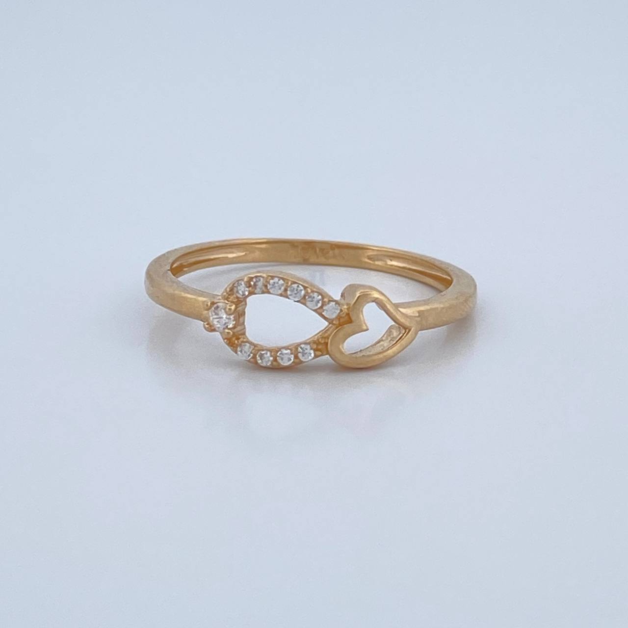 Anillo Corazon Gota 1.75gr / T7 1/4 / Oro 18K $