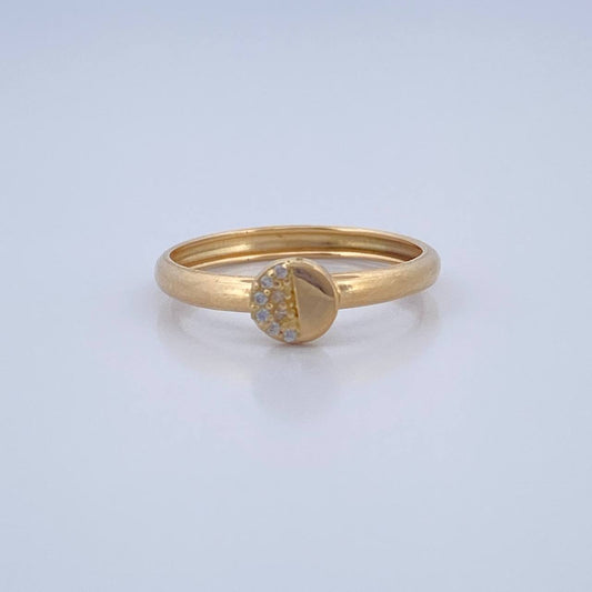 Anillo Medio Circulo 1.05gr / T5 3/4 / Oro 18K $