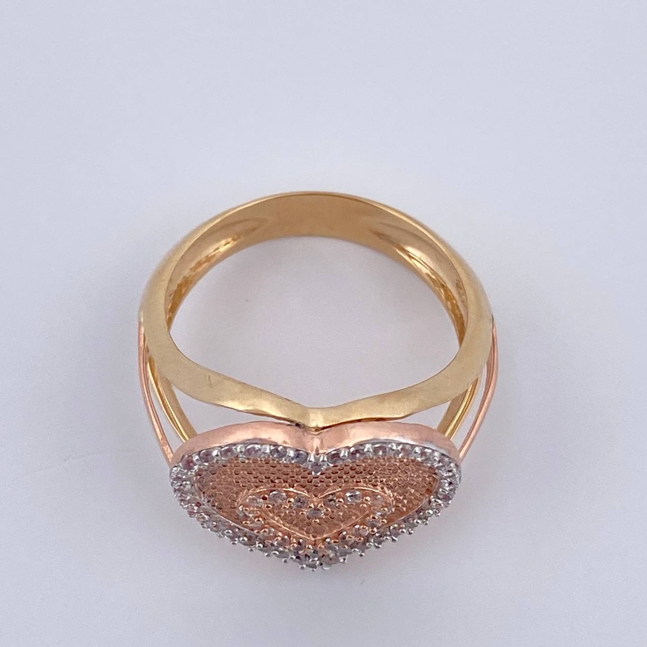 Anillo Corazon 4.8gr / T6 1/2 / Oro 18K $