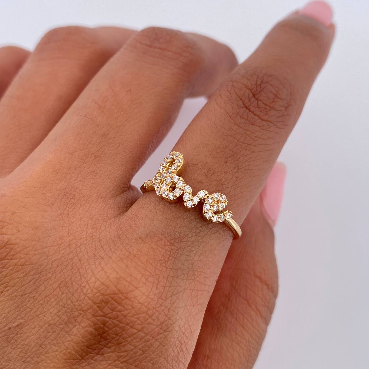 Anillo Love 1.8gr / T6 1/4 / Oro 18K $