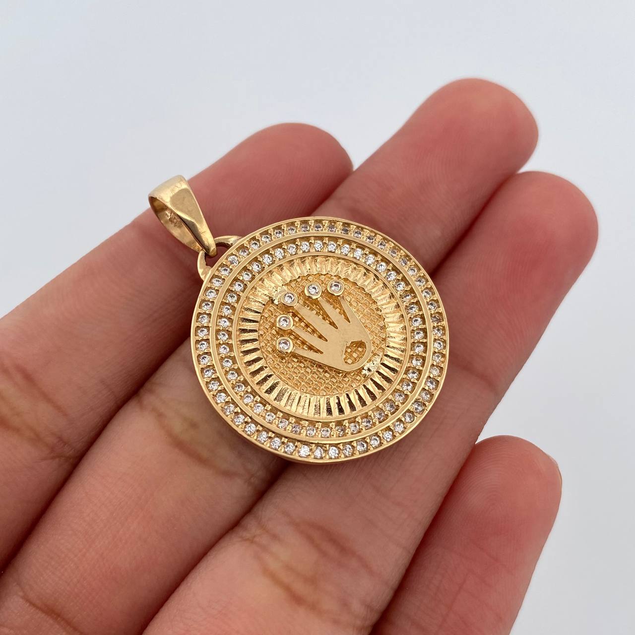 Dije Medalla Corona RX 6.75gr / 3.3cm / Oro 18K $