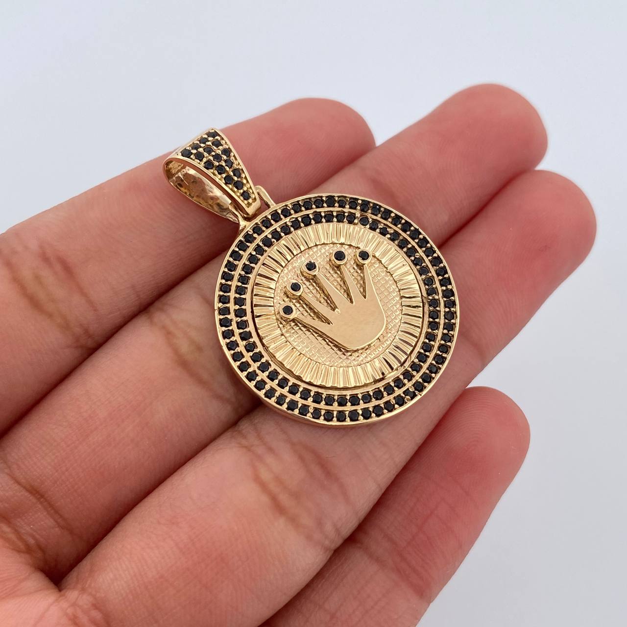 Dije Medalla Corona RX 5.65gr / 3.5cm / Oro 18K $