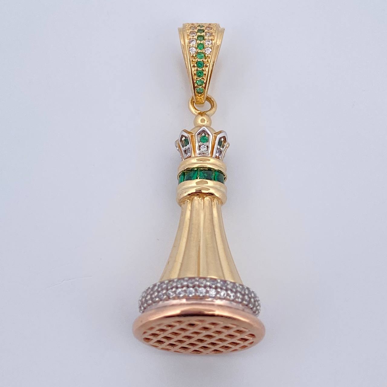 Dije Reina Ajedrez 9.85gr / 4.6cm / Oro 18K $