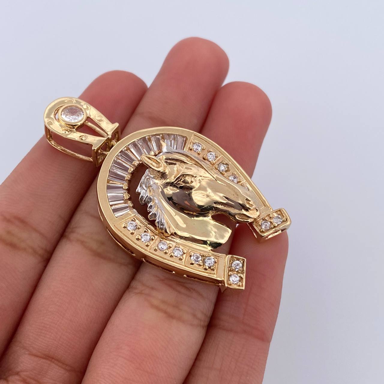 Dije Herradura Caballo 13.25gr / 4.7cm / Oro 18K $
