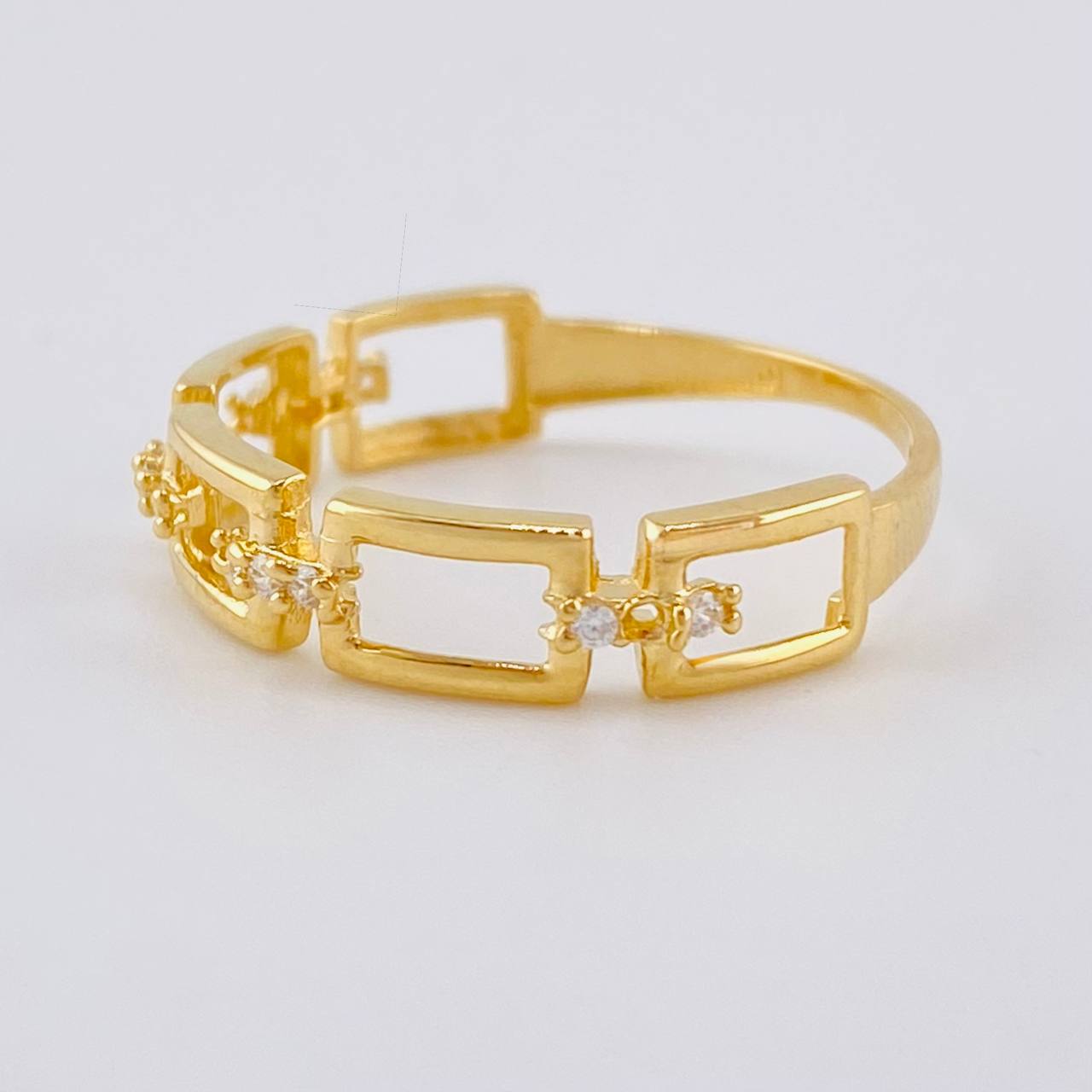 Anillo Eslabon Cuadriculado 1.55 g / T6 1/2 Oro Amarillo 18K