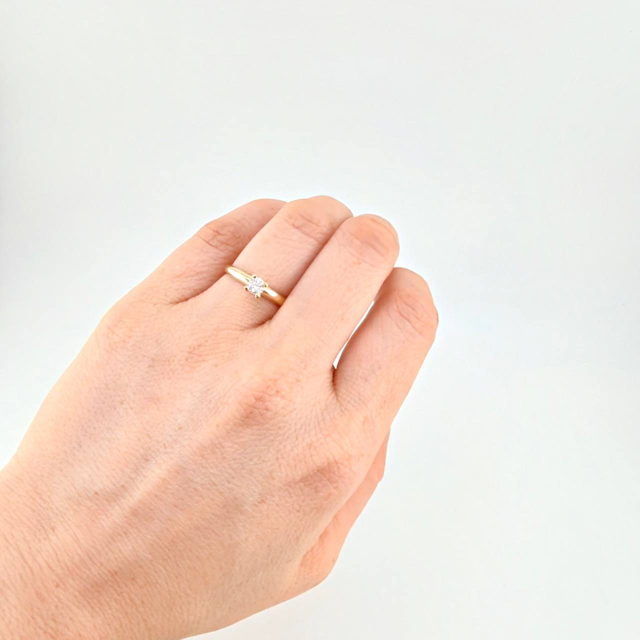 Anillo Solitario Liso 1.75 g / T6 1/4 Oro Amarillo 18K
