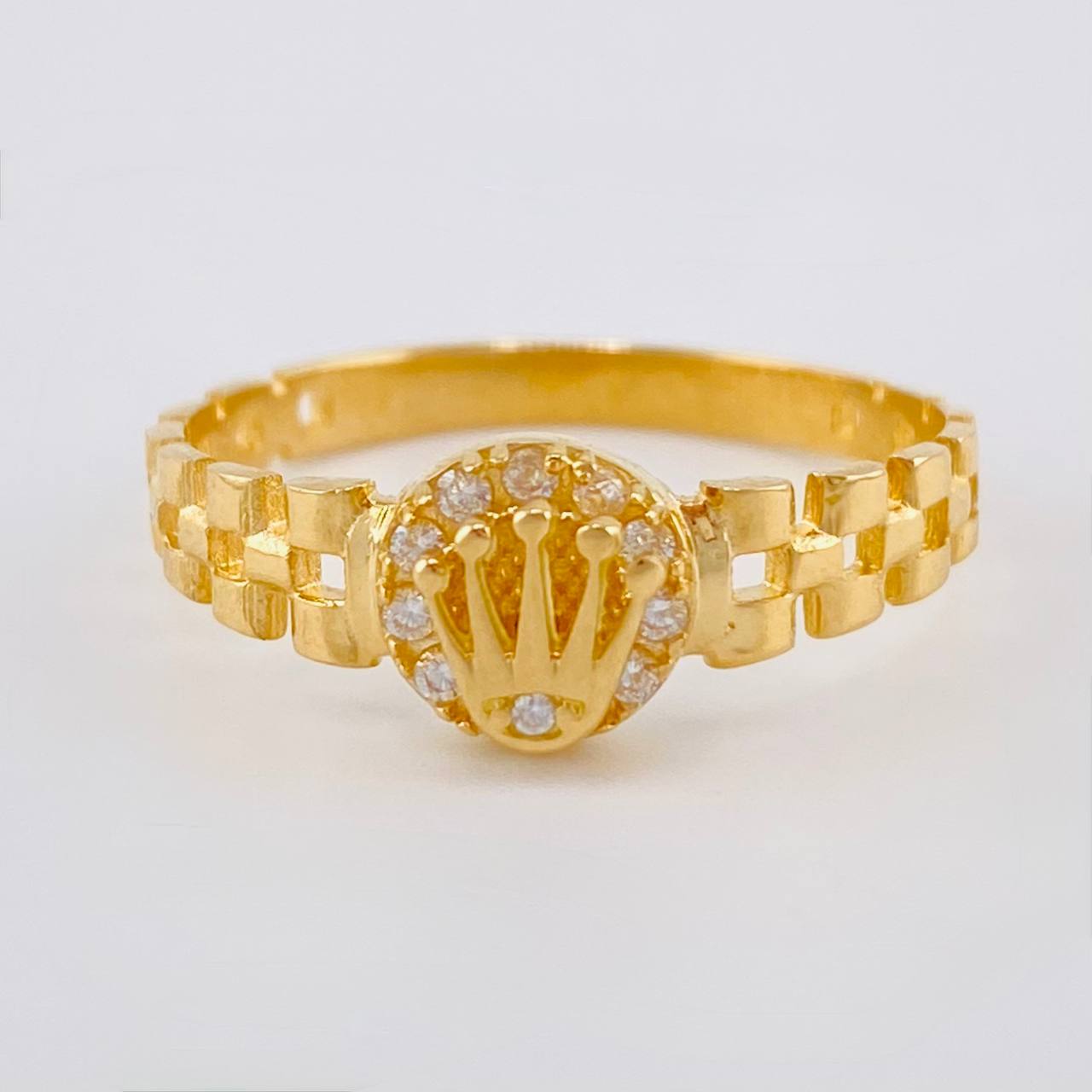 Anillo Correa Circulo Corona 2.55 g / T7 3/4 Oro Amarillo 18K