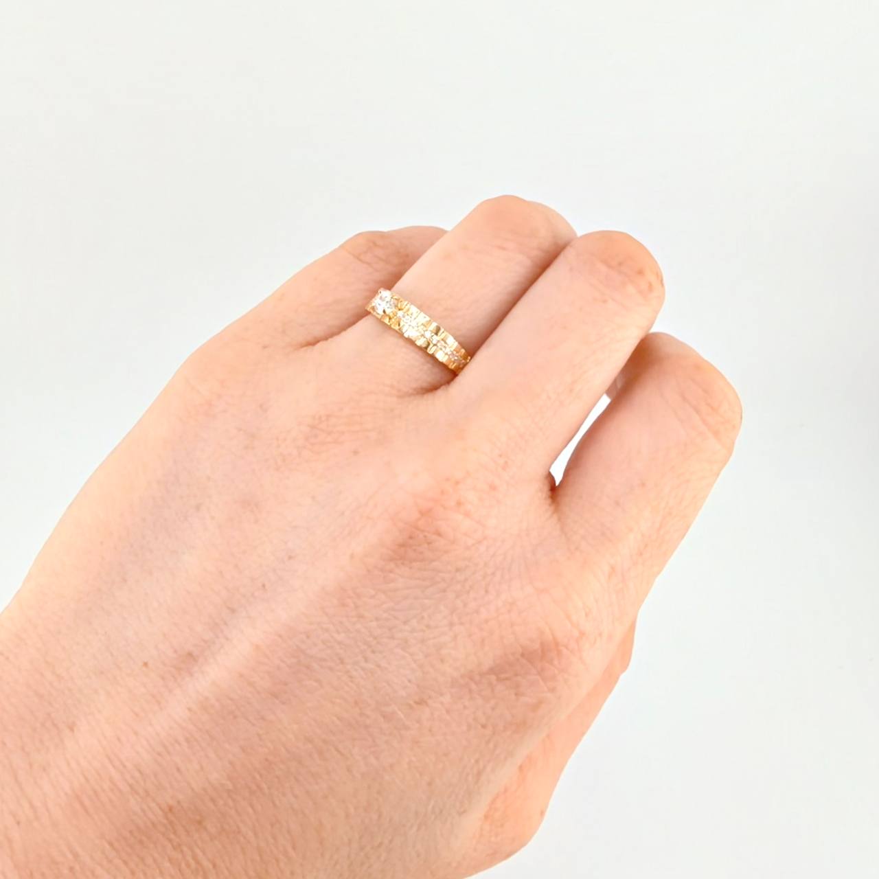 Anillo Solitario Tupido 2.3 g / T6 1/2 Oro Amarillo 18K