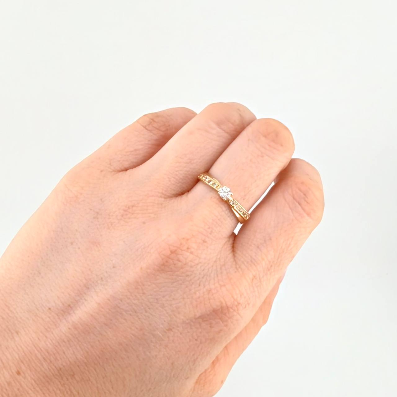 Anillo Solitario Cuatro Garras 1.95 g / T7 3/4 Oro Amarillo 18K