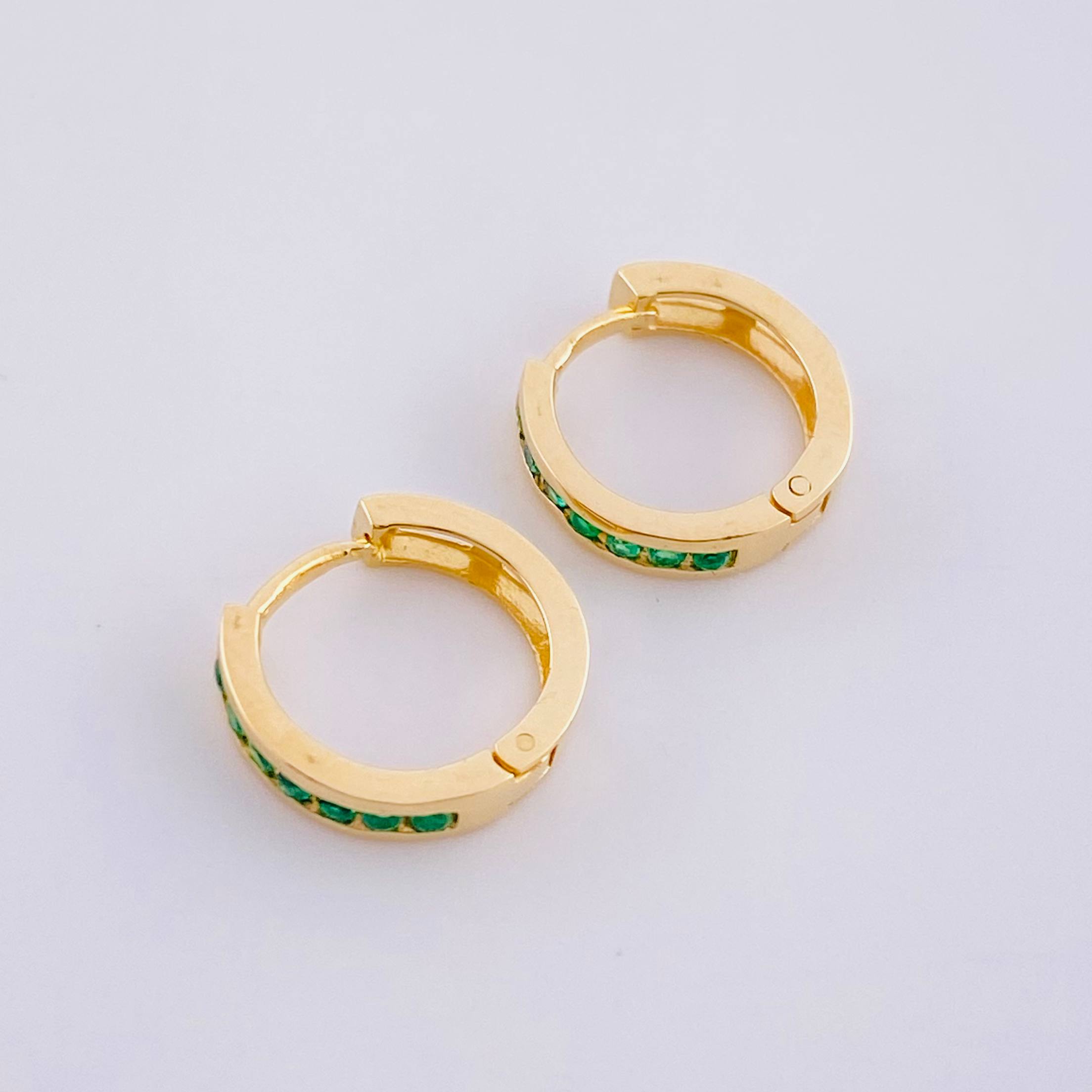 Candongas Carril Esmeraldas 13pts 1.6g / 1cm Oro Amarillo 18K