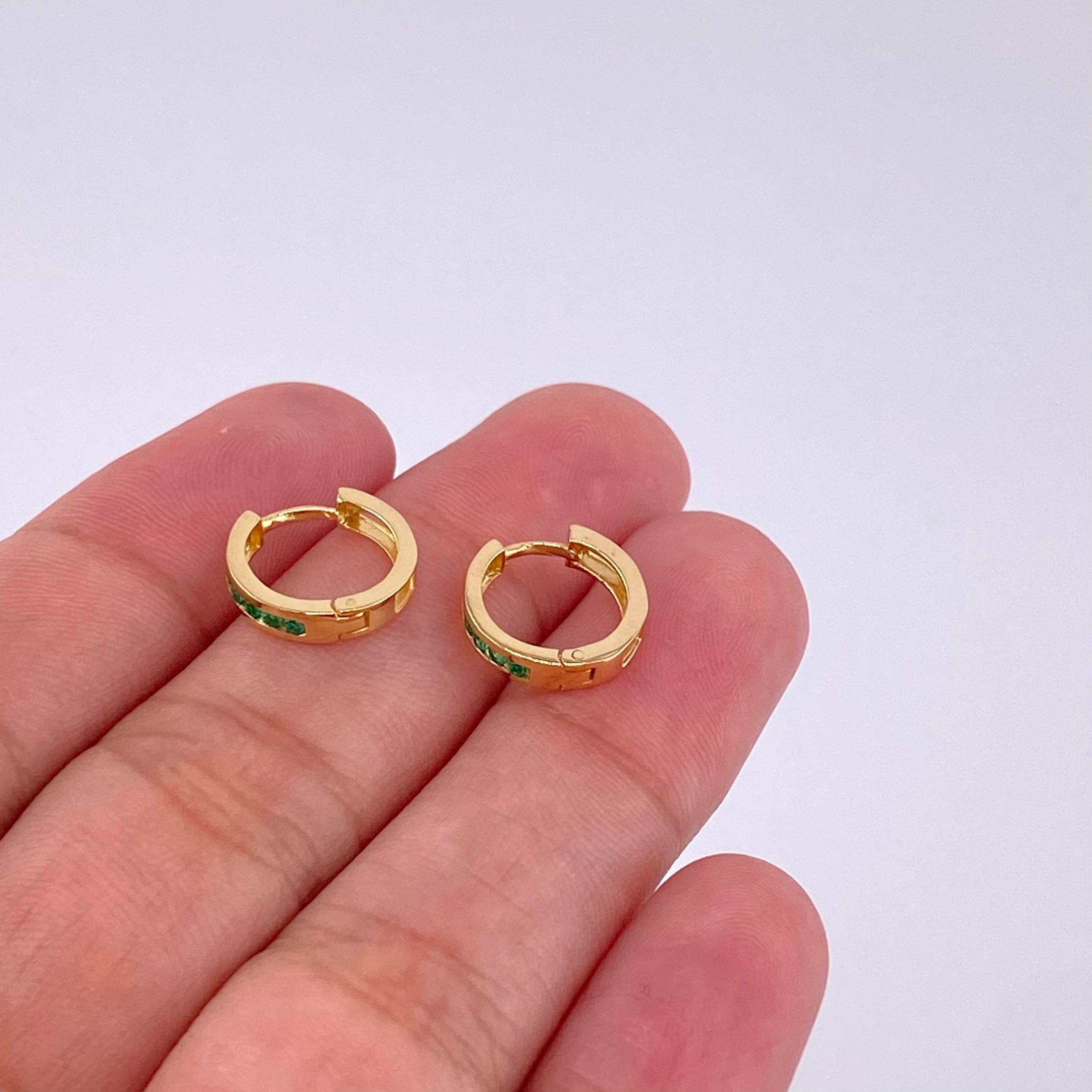 Candongas Carril Esmeraldas 13pts 1.6g / 1cm Oro Amarillo 18K