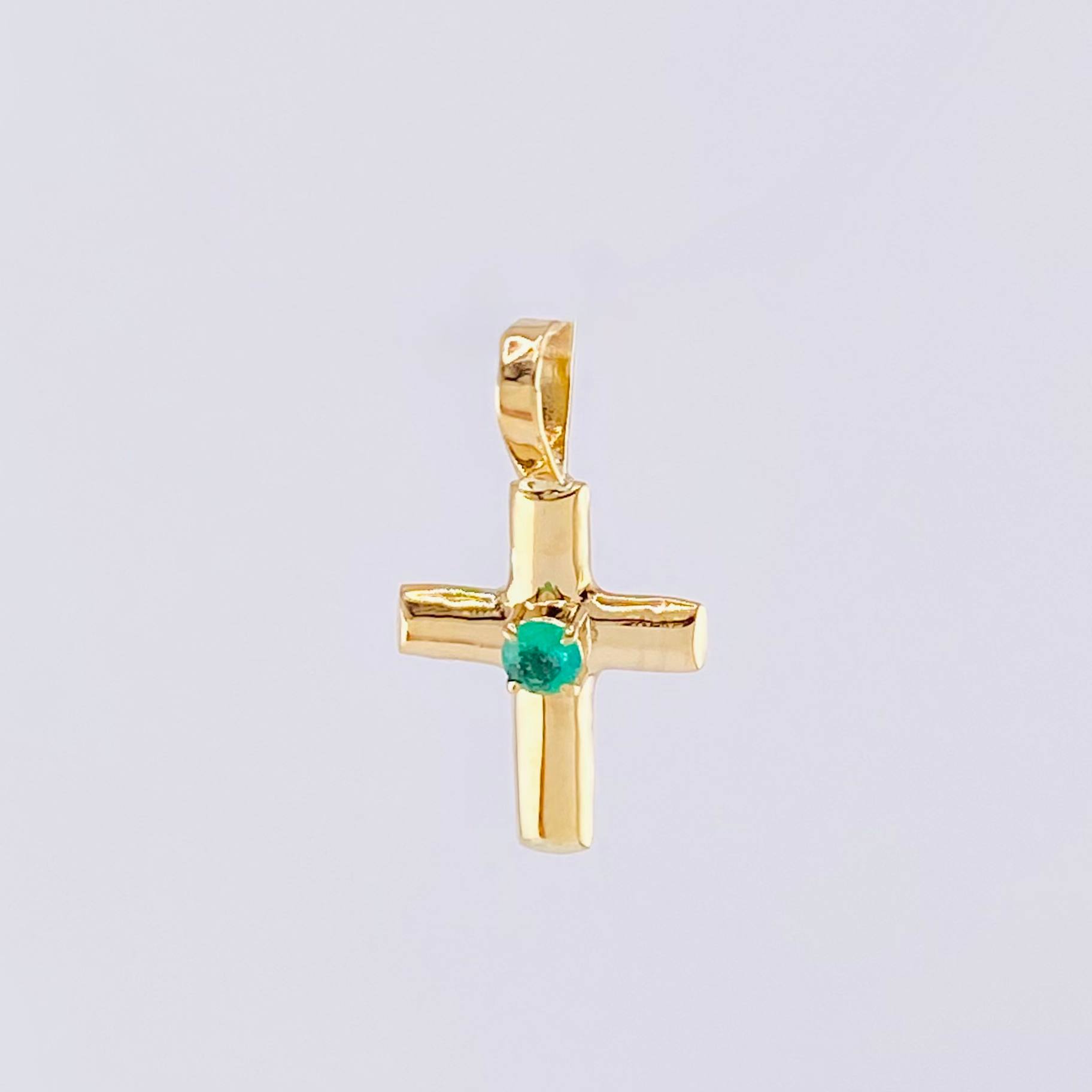 Dije Cruz Lisa Chispa Esmeralda 3pts 0.3g / 1.4cm Oro Amarillo 18K