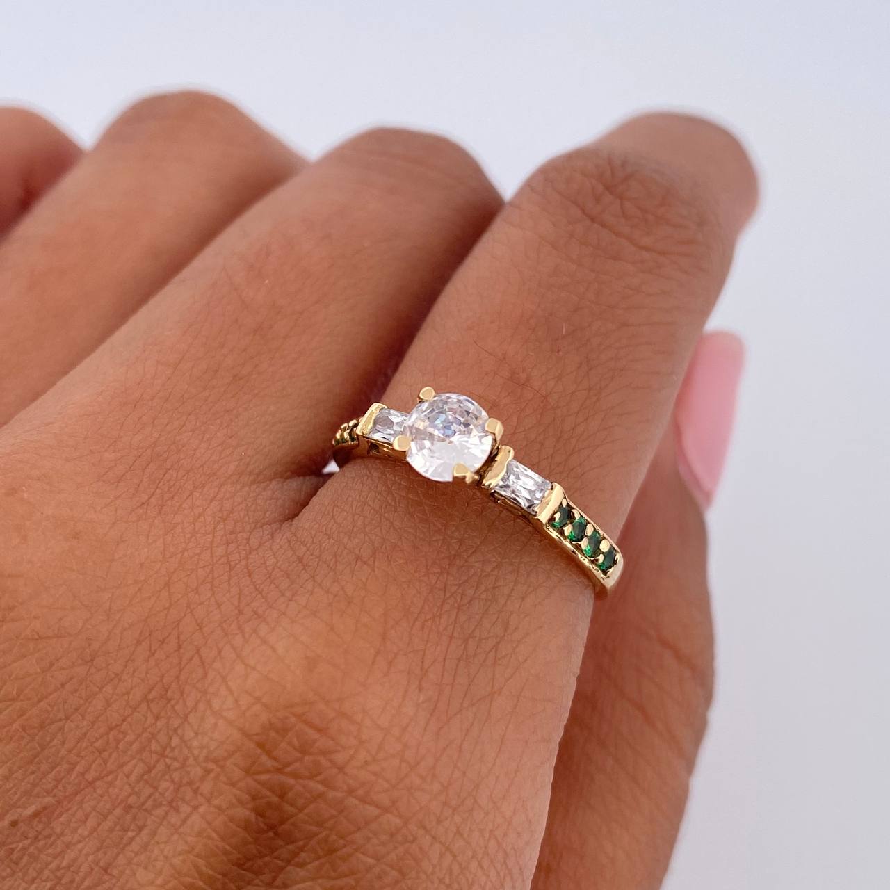 Anillo Solitario Trio 2.1gr / T6 / Oro 18K $