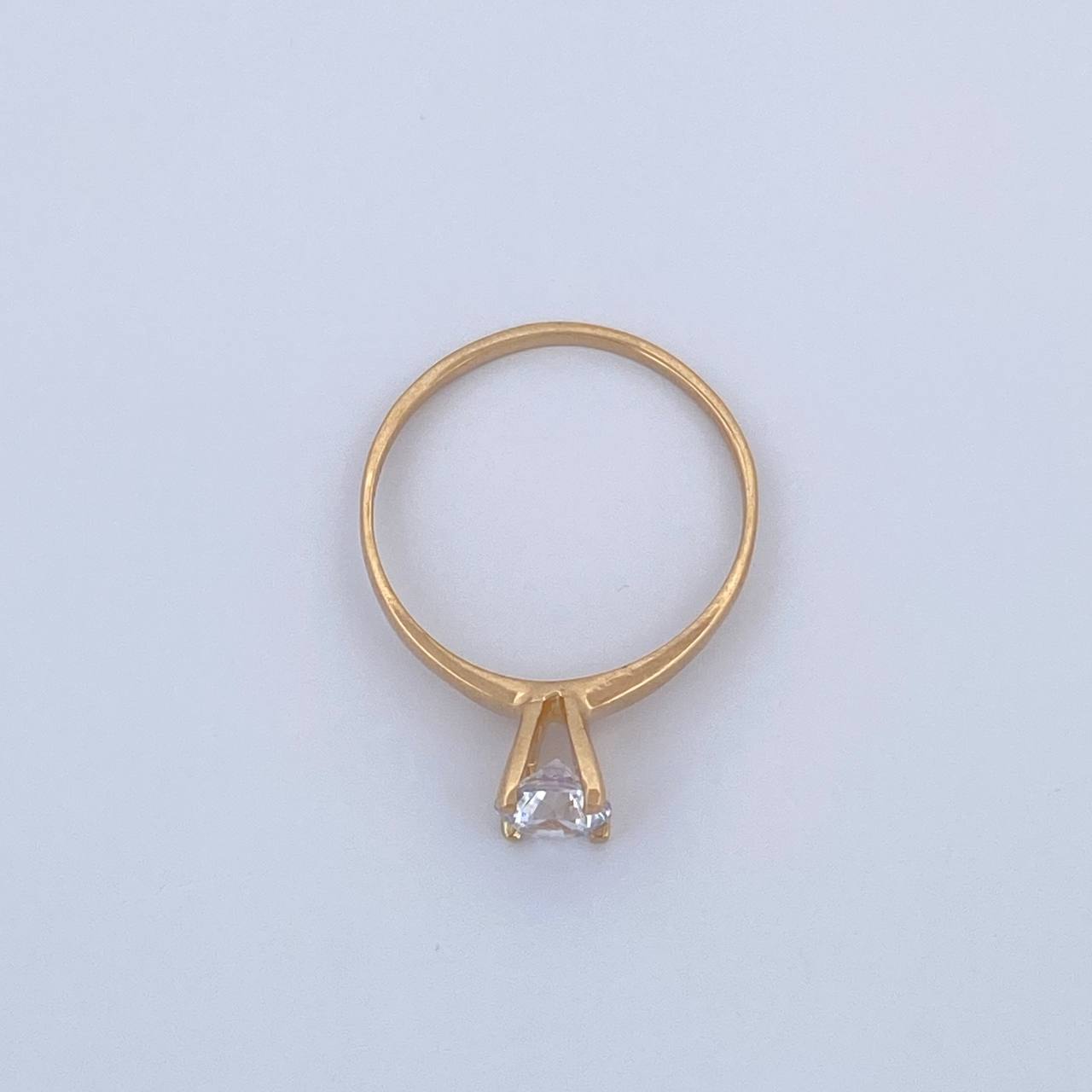 Anillo Solitario 1.45gr / T5 1/2 / Oro 18K $