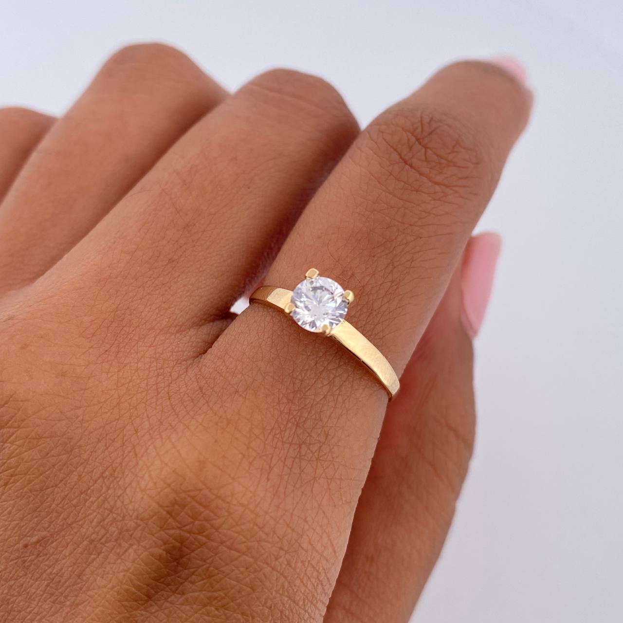 Anillo Solitario 1.45gr / T5 1/2 / Oro 18K $