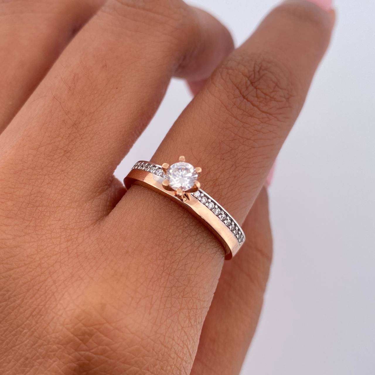 Anillo Solitario Linea 2.8gr / T6 3/4 / Oro 18K $