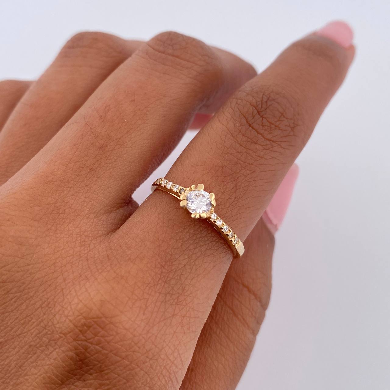Anillo Solitario Churumbela 1.75gr / T6 / Oro 18K $