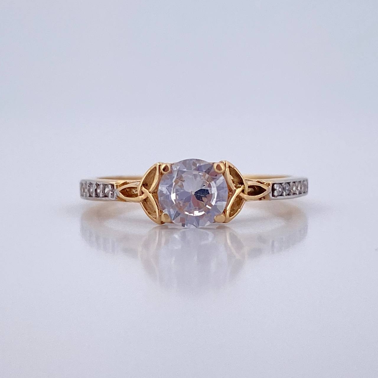 Anillo Solitario Churumbela 1.75gr / T7 / Oro 18K $