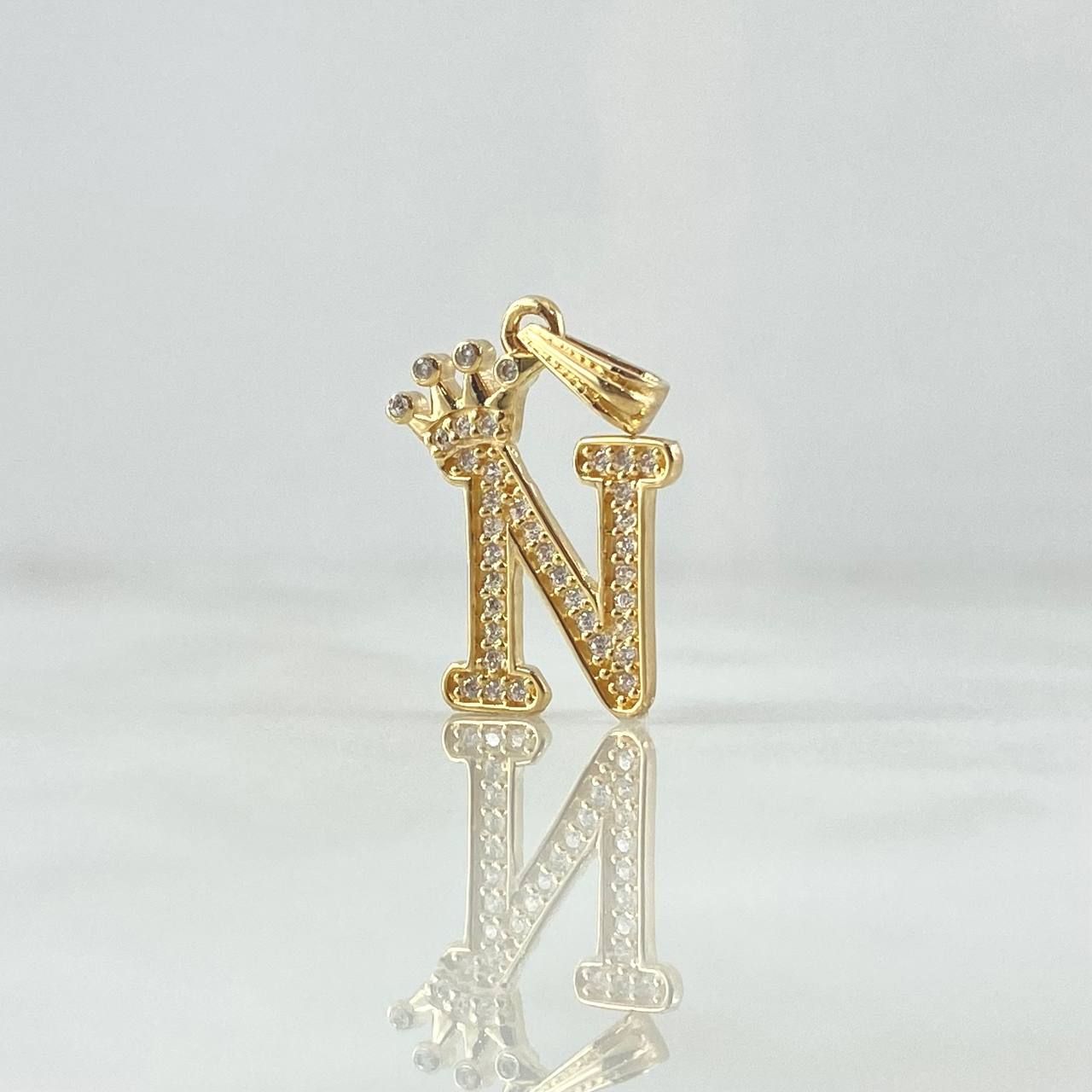 Dije Letra N Corona 1.55gr / 2.5cm / Circones Blancos Oro Amarillo 18K