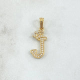 Dije Letra J Corona 1.3gr / 2.5cm / Circones Blancos Oro Amarillo 18K *