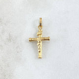 Dije Cruz Cristo 0.8gr / 2.4cm / Baston Liso Oro Amarillo 18K ©