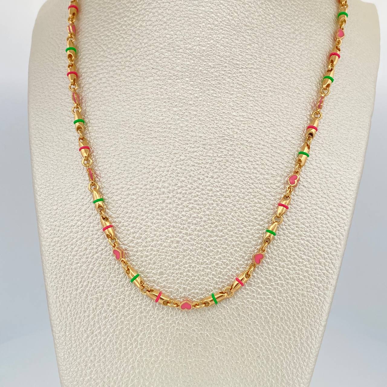 Cadena Rustica Corazones 27.2gr / 61cm / Oro Amarillo 18K $