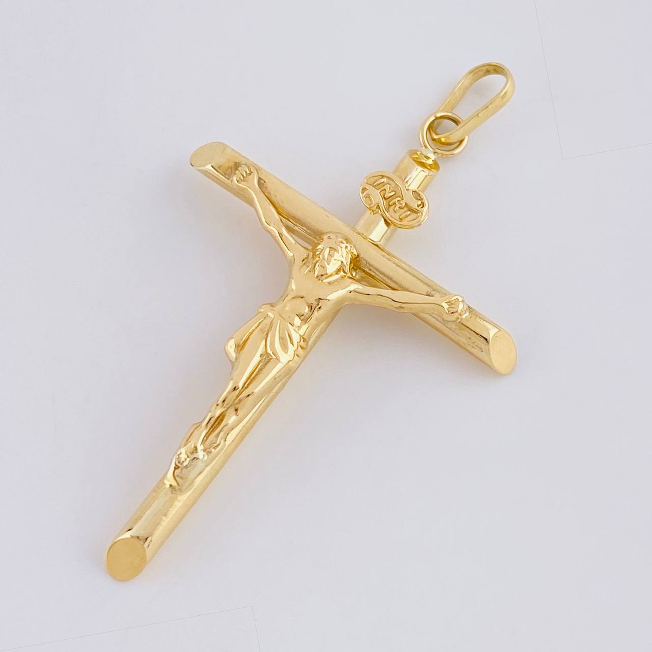 Dije Cruz Puntas Planas 2.45g / 5.7cm Oro Amarillo 18K