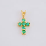 Dije Cruz Tupida Esmeraldas 10pts 0.35g / 1.3cm Oro Amarillo 18K
