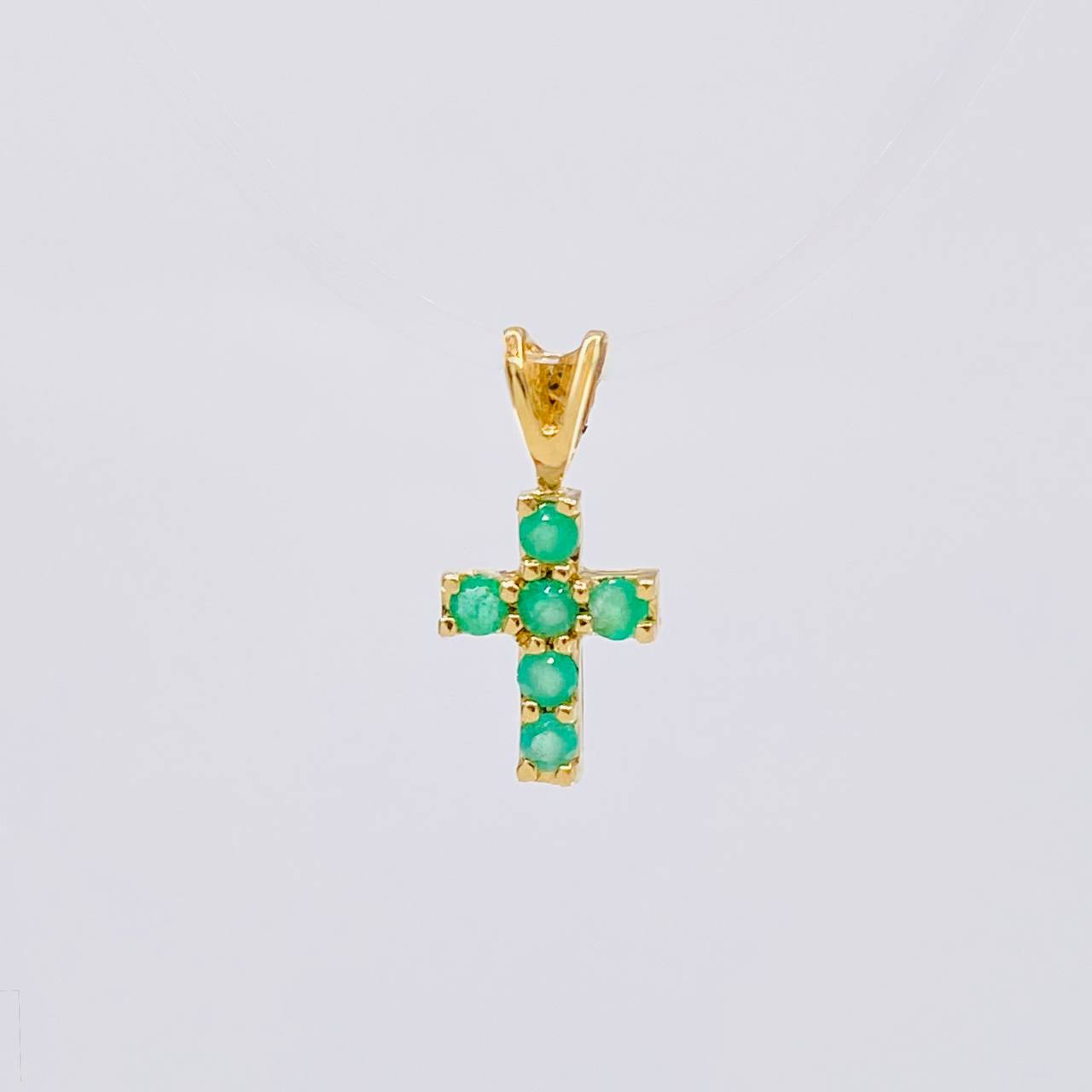 Dije Cruz Tupida Esmeraldas 10pts 0.4g / 1.3cm Oro Amarillo 18K