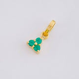 Dije Triangulo Esmeraldas 13pts 0.3g / 1cm Oro Amarillo 18K