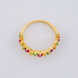 Anillo Carril Fucsias Verdes Amarillos Zafiros 95pts 1.95g / T4 1/2 Oro Amarillo 18K