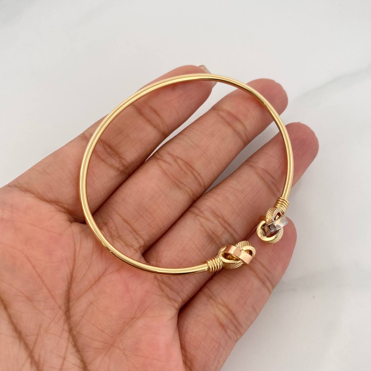 Pulso Aro Nudo 4.3g / 19cm / 2.1mm Tres Oros 18K