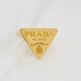 Anillo Sello Triangular 3.4g / T8 Oro Amarillo 18K