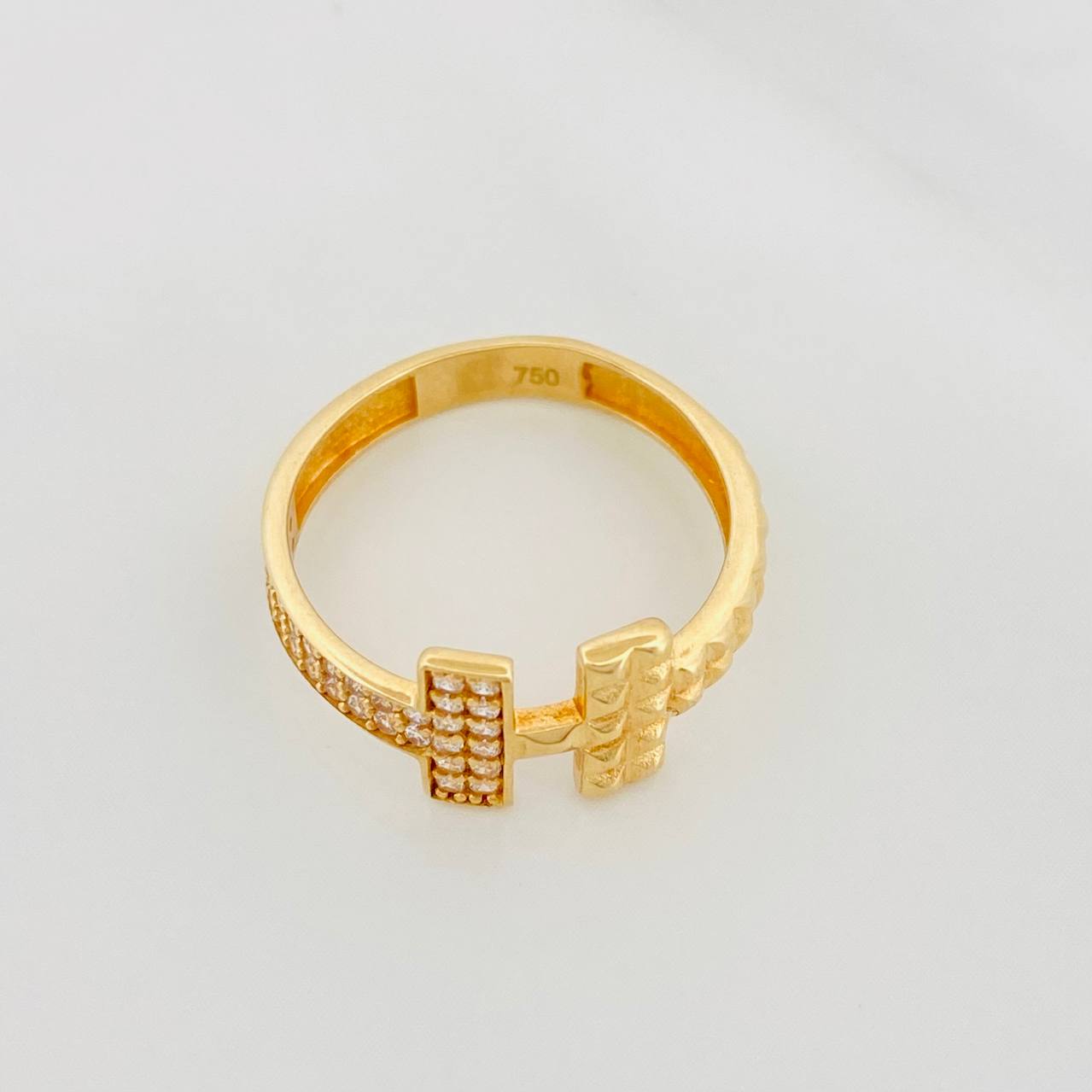 Anillo Doble T 2.3g / T5 3/4 Oro Amarillo 18K