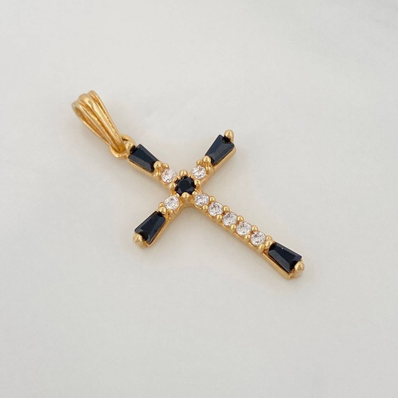 Dije Cruz Bicolor 1.7g / 3cm Oro Amarillo 18K