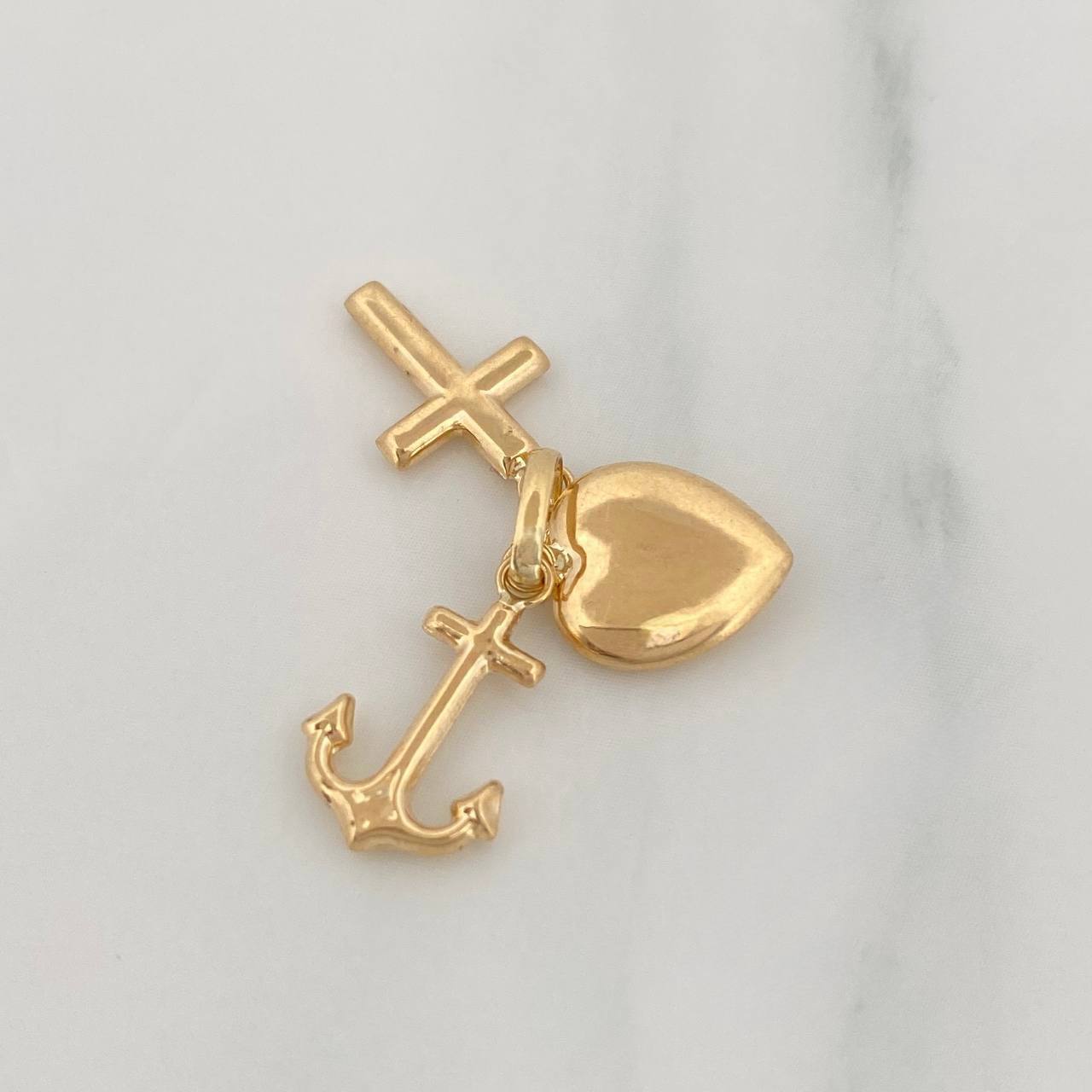 Dije Tres Gracias 1g / 2cm Oro Amarillo 18K