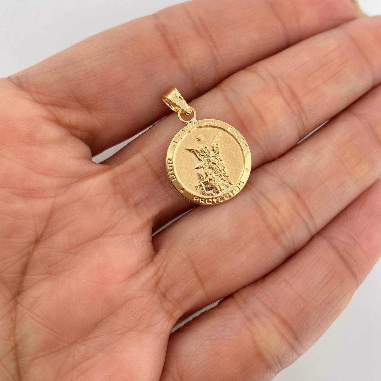 Dije San Miguel Arcángel 1.25g / 2.4cm Oro Amarillo 18K