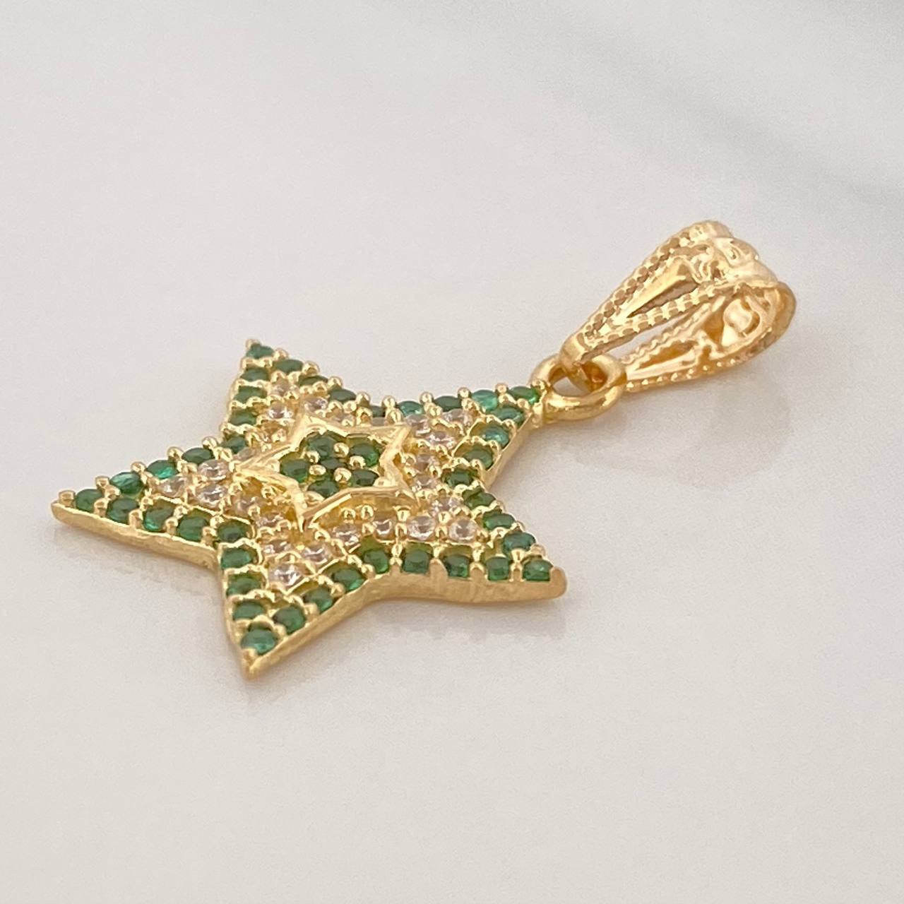 Dije Estrella 1.3g / 2.3cm Oro Amarillo 18K
